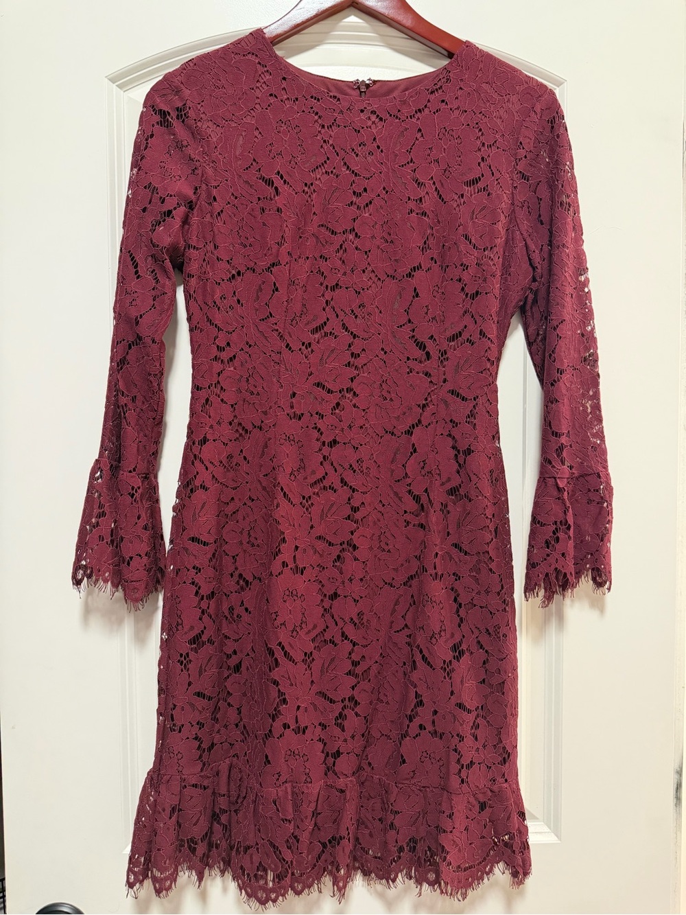 Women’s Lace Long-Sleeve Dress in Burgundy/Maroon - Lulus